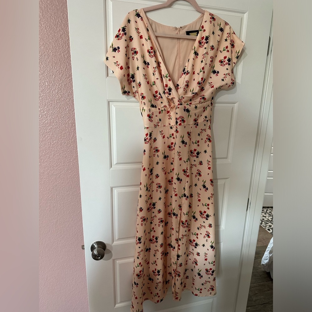 Alexia Admor dress